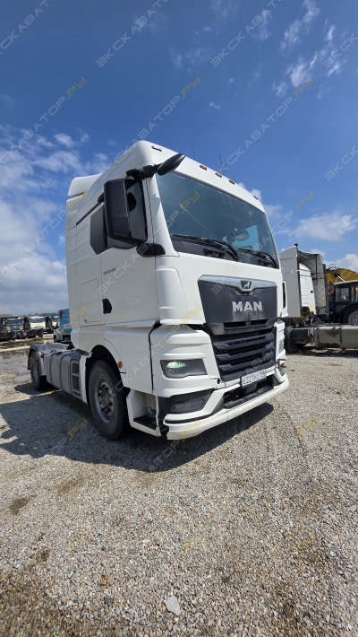 TGX [2]