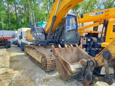XCMG XE225DN [3]