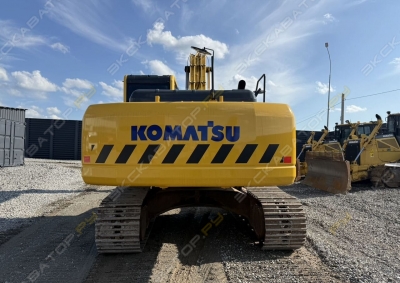 Komatsu PC220-8 [2]