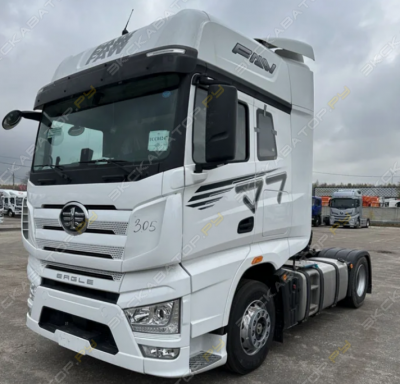 FAW J7 4x2 [1]
