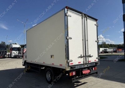 Isuzu Elf [1]