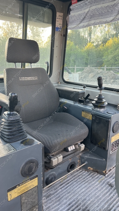 Liebherr PR 732 [4]