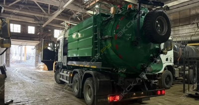 Sitrak 15/2, jurop DL-400 [1]