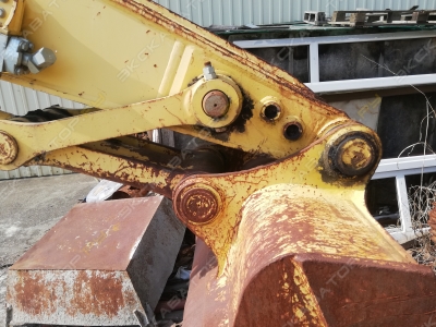 Komatsu PC200-8 [2]