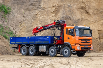 ХАНТ 8x4 c КМУ УММАШ 816T [4]