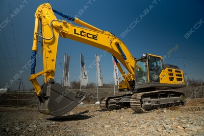 LGCE (SDLG) E6350H [1]