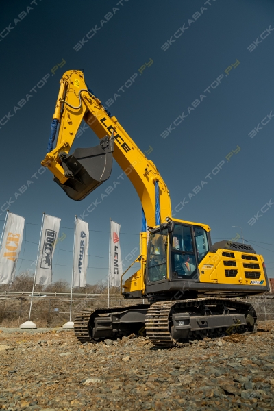 LGCE (SDLG) E6350H [5]