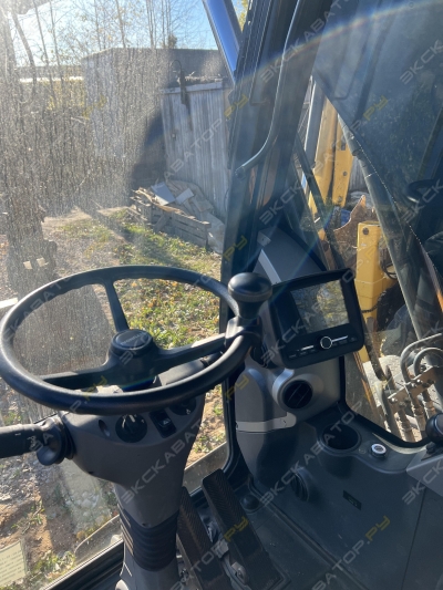 Hyundai R140W-9S [3]