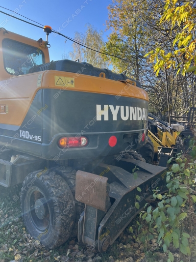 Hyundai R140W-9S [4]