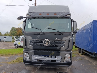 Shacman SX42584V324 [3]