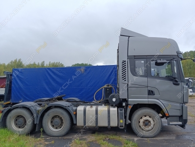 Shacman SX42584V324 [4]