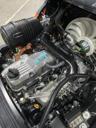 Toyota 62-8FD18 [3]