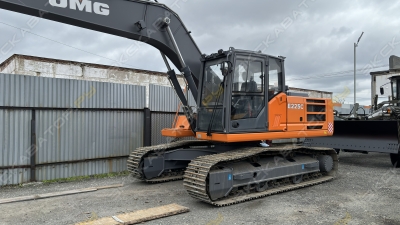 UMG E225C [4]