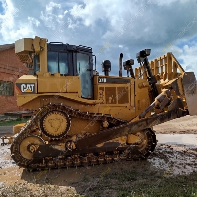 Caterpillar D7R [0]