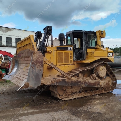 Caterpillar D7R [2]