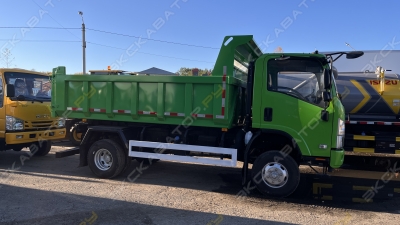 Isuzu Elf [1]