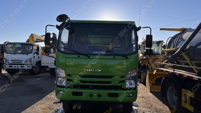 Isuzu Elf [3]