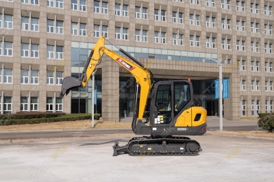 XCMG XE60G [3]