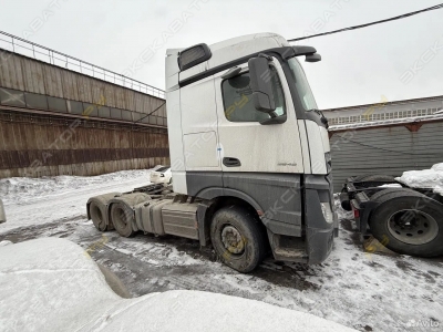 Mercedes-Benz Actros [4]