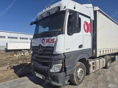 Mercedes-Benz Actros [1]
