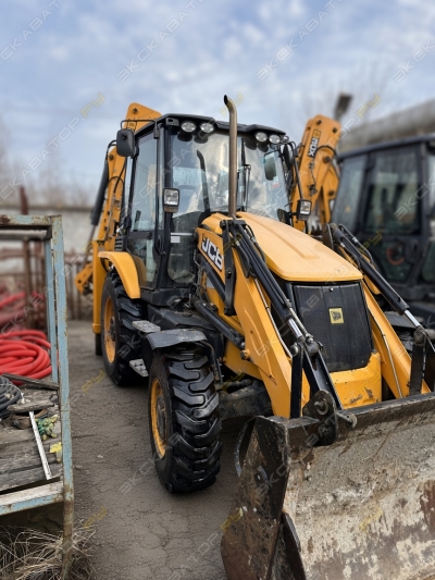 JCB 3CX [4]