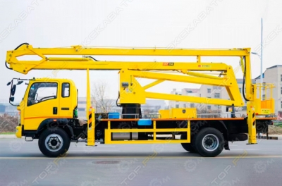 Isuzu Elf [1]