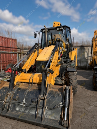 JCB 3CX [3]
