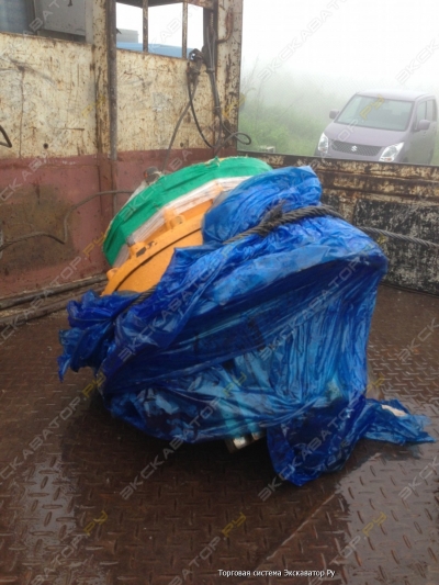 Поворотный редуктор Hyundai R2900 0716 044736