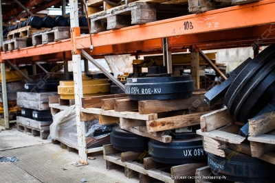Колесо направляющееленивец для JCB JS220 0605 120223