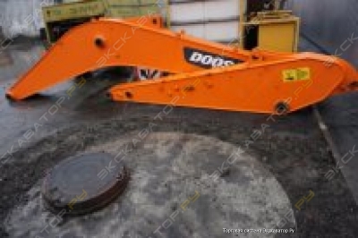 Продам стрелу с рукоятью на Doosan 225 0225 094559