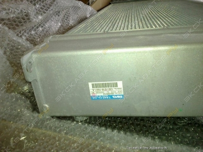 Радиатор ДВС  Хитачи ZX3303 0627 165340