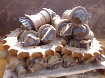 Продаю запчасти на экскаватор JCB200LC 0816 163238