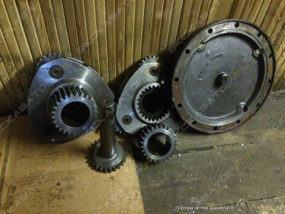 Бортовой редуктор volvo 210240 Xitachi zx200 13серии 0912 052157