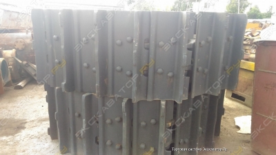 Гусеницы Komatsu D355A 1110 111136