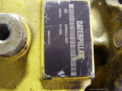 Продам Насос гидравлики D6R [2]