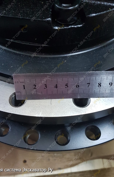 Бортовой редуктор, редуктор хода Hitachi EX120 [3]