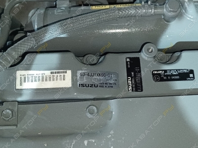 Дизельный двигатель Isuzu 4JJ1X [5]