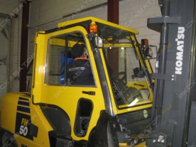 Кабина на вилочный погрузчик Komatsu 4-5т серии FH [3]