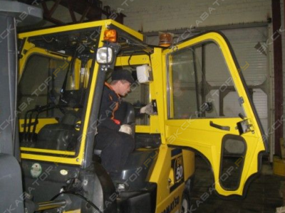 Кабина на вилочный погрузчик Komatsu 4-5т серии FH [2]