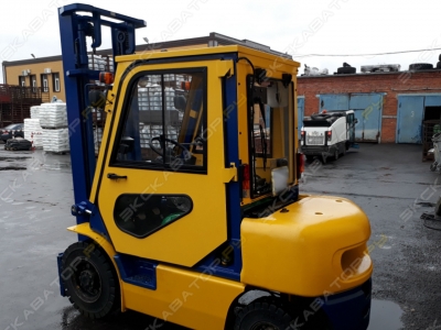 Кабина на вилочный погрузчик Komatsu серии BX20 [1]