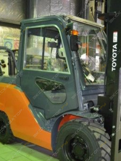 Кабина на вилочный погрузчик Toyota 8FD35-50N [2]