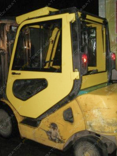 Кабина на погрузчик Komatsu 1,5-3,5т серии AX50 [3]