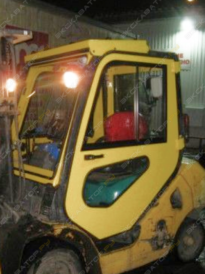 Кабина на погрузчик Komatsu 1,5-3,5т серии AX50 [2]