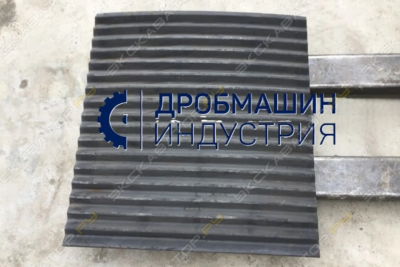 Щека дробильного ковша MB Crusher BF90