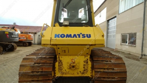 Komatsu болотоход