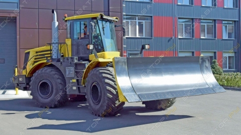 Кировец К-708- БКУ