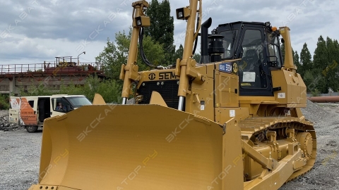 Бульдозер SEM 826D
