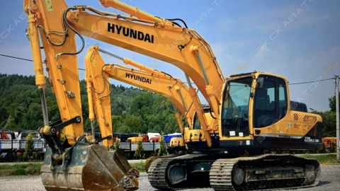 Экскаватор гусеничный Hyundai R220-9S