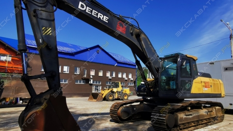 John Deere 360