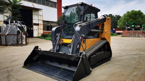 мини-погрузчик SKID TS50